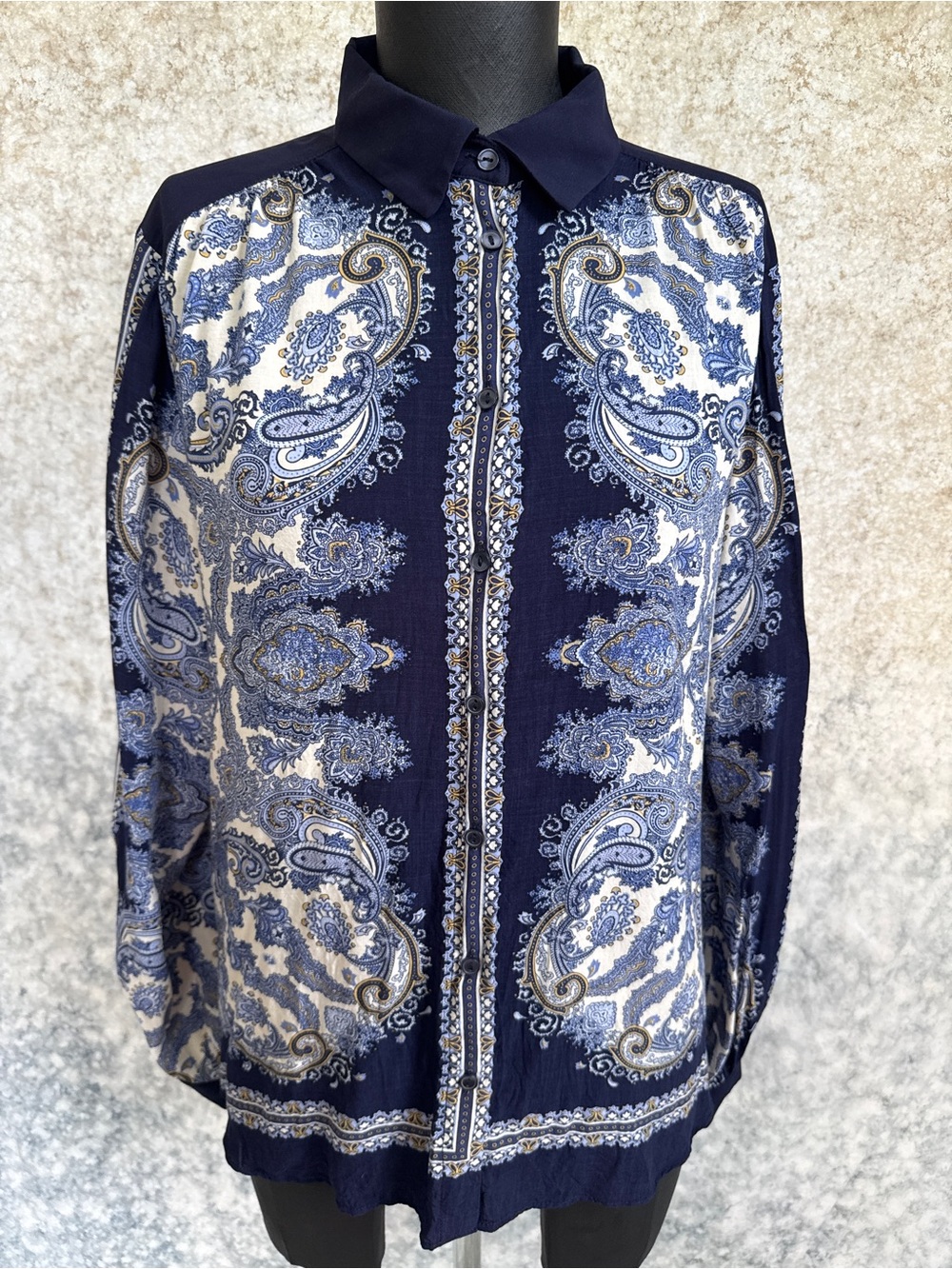 H&M Blue Paisley Button Up Long Sleeve Blouse - US 8